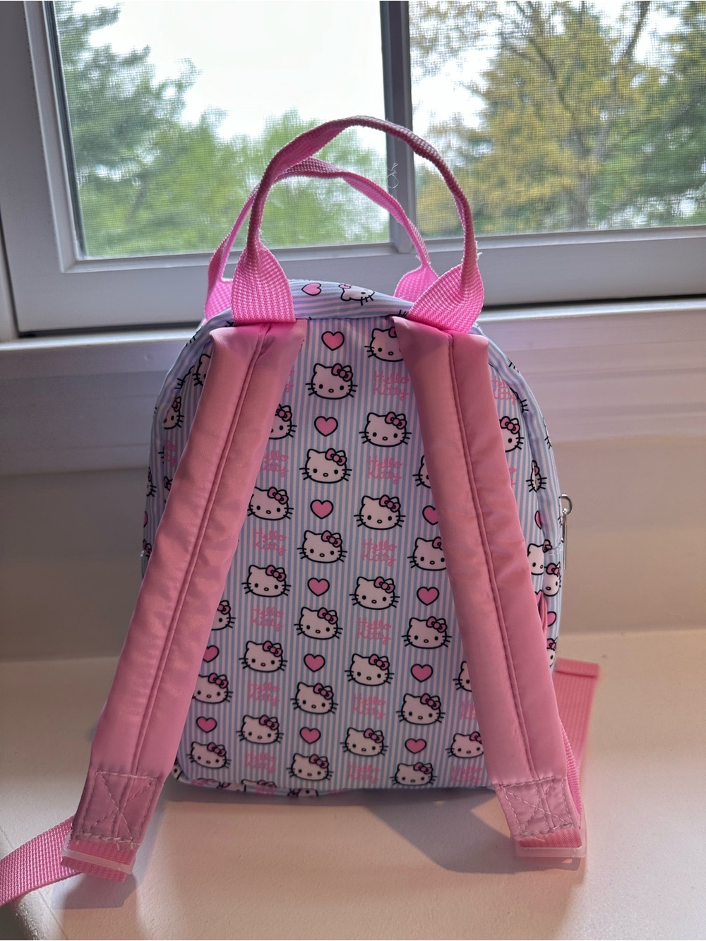 Hello Kitty Pink & Light Blue Mini Backpack with Bow - Picture 4 of 4
